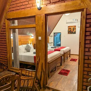 Sigiri Choona 'unique Sunrise Viewpoint' Lodge
